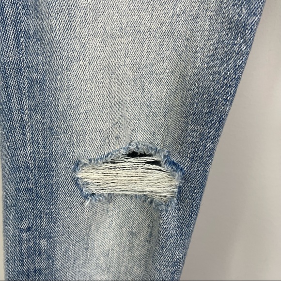 Aritzia Denim Forum The Nico Mid Rise Skinny Crop Raw Hem Distressed Jeans 24 - Picture 8 of 16